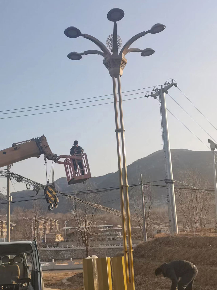 ��ɽ�^(q��)���^������